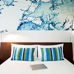 Ibis Styles