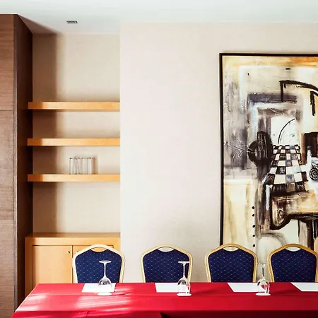 Ibis Styles Hotel 4*