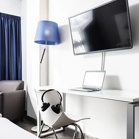 Ibis Styles 4*