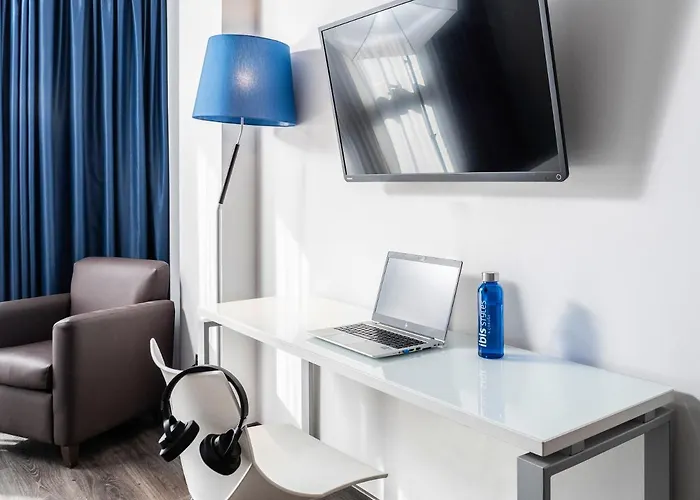 Ibis Styles 4* A Coruña