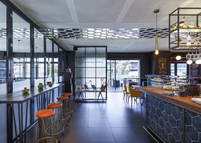 Ibis Styles 호텔 4*